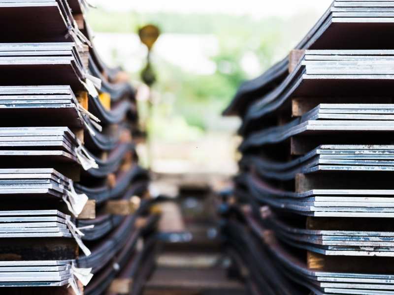 Keunggulan Produk di Toko Jual Besi Plat dengan Standar Industri Nasional